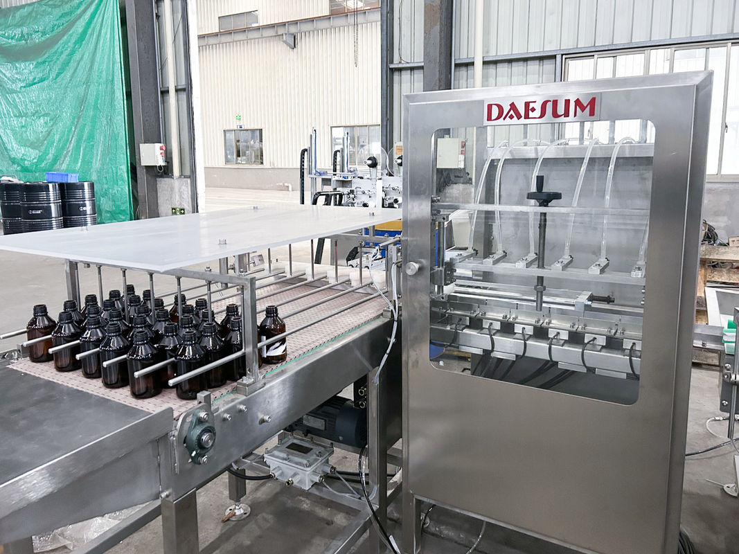 Fully Automatic 250-500ml Small Bottle Filling Machine with 6-16 Nozzles and 1000-2000 BPH Speed